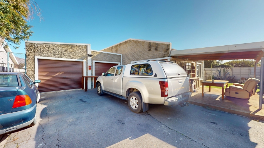 2 Bedroom Property for Sale in Admirals Park Western Cape